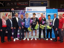 c_photo_plohe_d1545_die herren-staatsmeister 2023  mit funktionaren und politiker